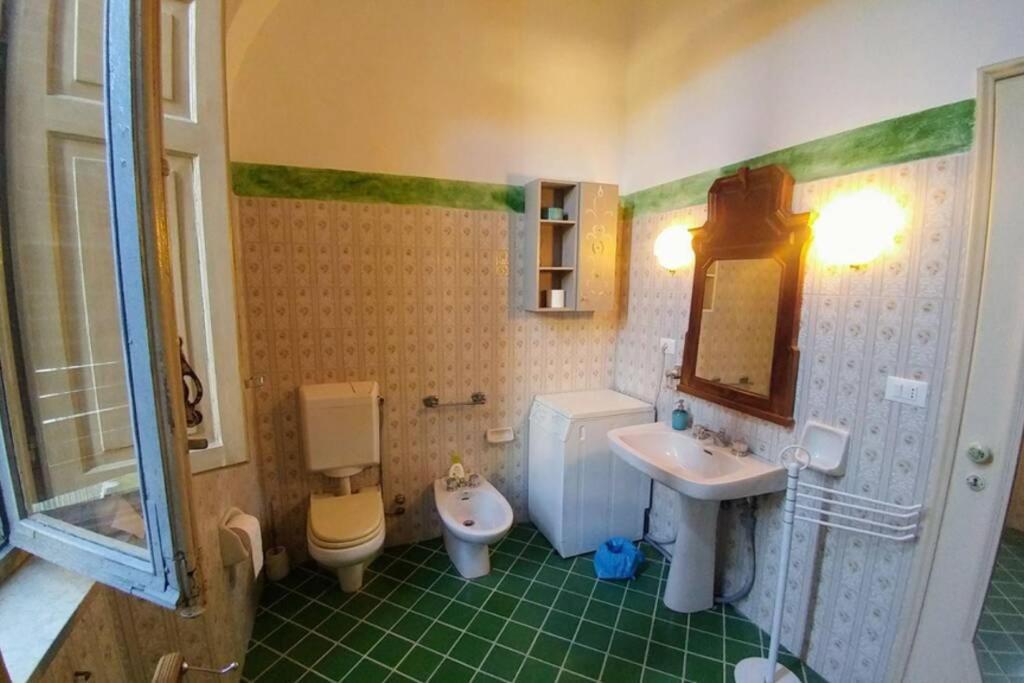 Cozy Apartment In Palazzo Malaspina Piacenza Eksteriør bilde